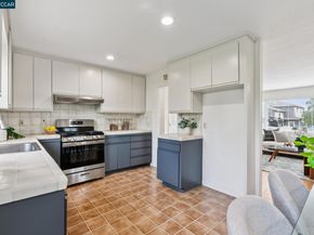 1315 El Curtola, Lafayette CA 94549