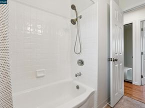 1315 El Curtola, Lafayette CA 94549