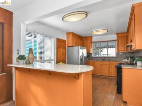 226 S 41St St, Richmond CA 94804