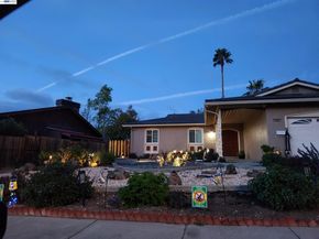 42170 Camino Santa Barbara, Fremont CA 94539