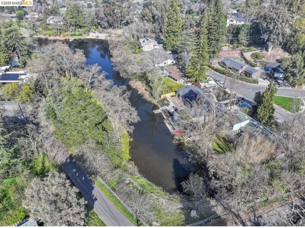 558 Lakewood Cir, Walnut Creek CA 94598