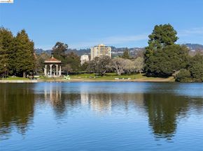 429 Euclid Ave, Oakland CA 94610