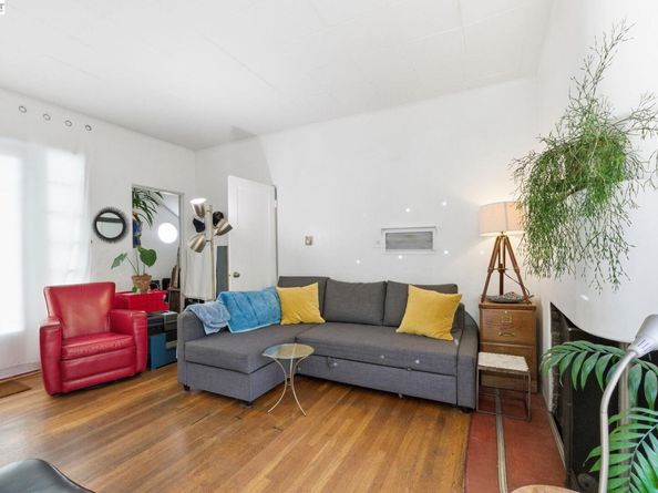 1682 Oxford St, Berkeley CA 94709