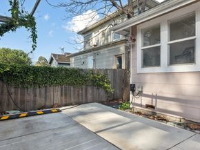 829 51st St, Oakland CA 94608