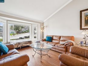 1014 Veterans Ct, Martinez CA 94553