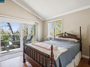 1014 Veterans Ct, Martinez CA 94553