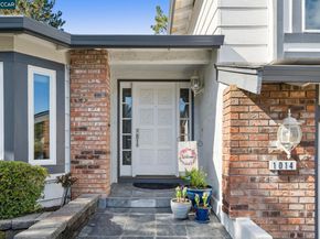 1014 Veterans Ct, Martinez CA 94553