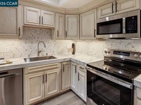 2601 Pine Knoll Dr 8, Walnut Creek CA 94595