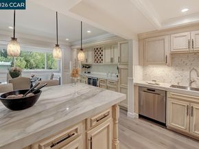 2601 Pine Knoll Dr 8, Walnut Creek CA 94595
