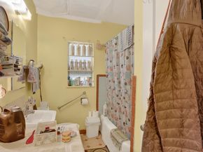 4343 Brookdale Ave, Oakland CA 94601