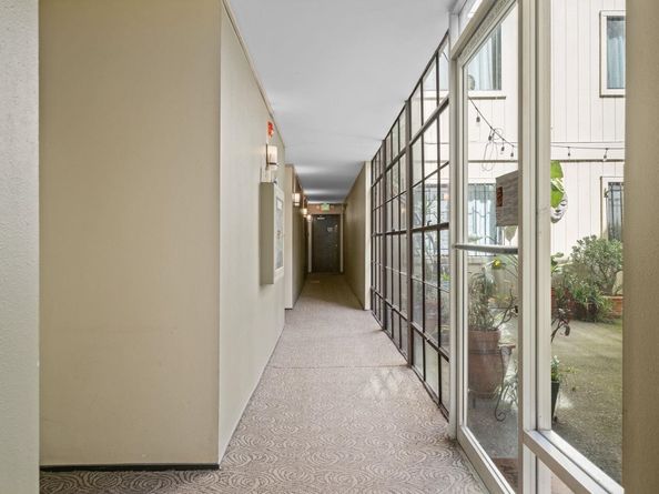 3751 Harrison St 102, Oakland CA 94611