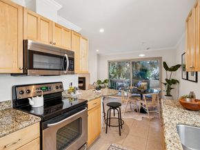 55 Fairmount Ave 215, Oakland CA 94611