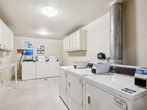 55 Fairmount Ave 215, Oakland CA 94611