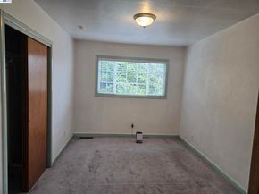 1243 62nd Ave, Oakland CA 94621