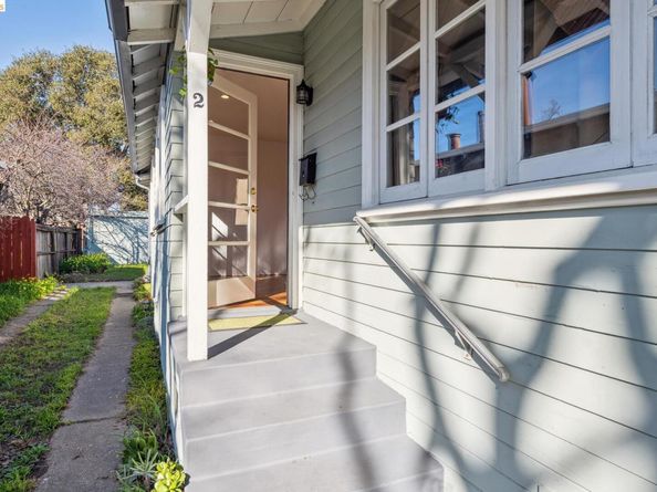 1411 Hearst Ave 2, Berkeley CA 94702