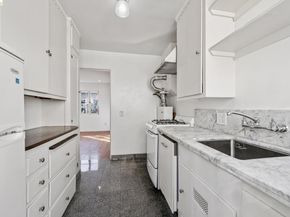 1411 Hearst Ave 2, Berkeley CA 94702