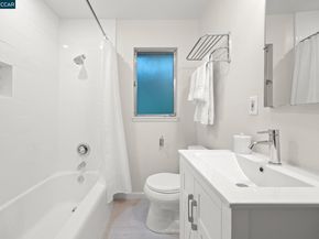 6 Lucille Way, Orinda CA 94563