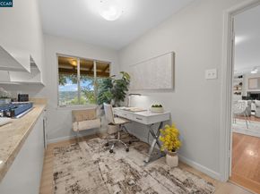 6 Lucille Way, Orinda CA 94563