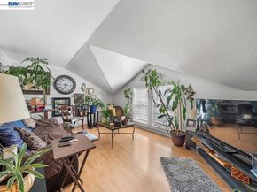 2550 Pleasant st, Oakland CA 94602