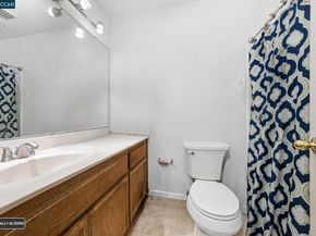 1050 Summershore Ct, San Jose CA 95122