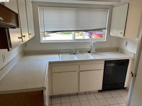 1175 Kenwal Rd B, Concord CA 94521