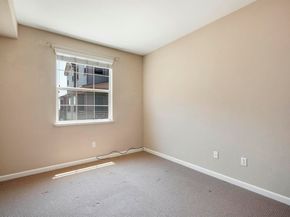 6246 Boulder Ln 4807, Oakland CA 94605