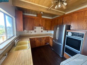 6233 Leona St, Oakland CA 94605