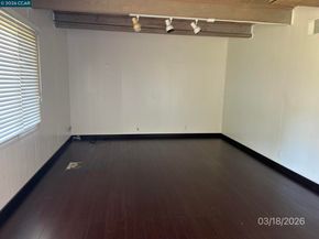 6233 Leona St, Oakland CA 94605
