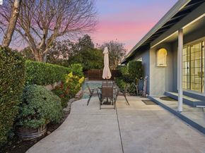 15 Sequoyah View Ct, Oakland CA 94605