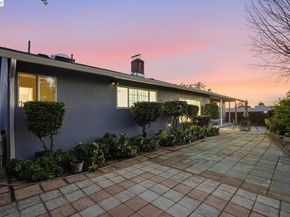 15 Sequoyah View Ct, Oakland CA 94605