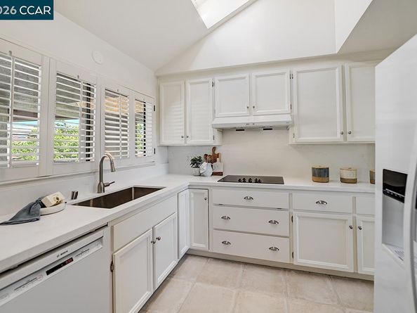 3318 Ptarmigan Dr 3C, Walnut Creek CA 94595
