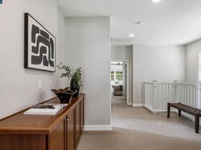 527 Falling Star Dr, Martinez CA 94553