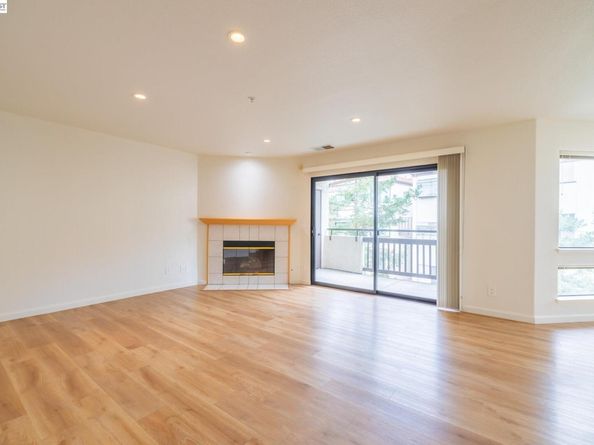 21103 Gary 318A, Castro Valley CA 94546