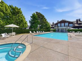 22 Marina Lakes Dr, Richmond CA 94804