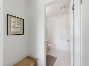 22 Marina Lakes Dr, Richmond CA 94804