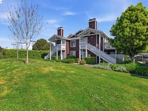 22 Marina Lakes Dr, Richmond CA 94804