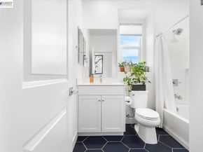 592 Somi Ct, Hayward CA 94544