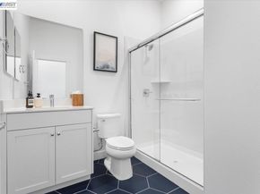 592 Somi Ct, Hayward CA 94544