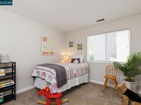 592 Ross Circle, Martinez CA 94553
