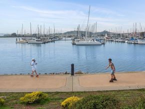 319 Commodore DR, Richmond CA 94804