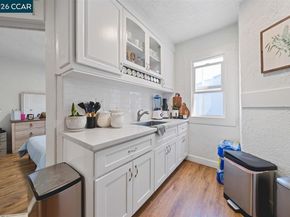 1707-1709 Peralta St, Oakland CA 94607