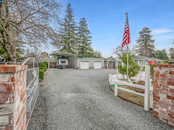 1579 Farm Bureau Rd, Concord CA 94519