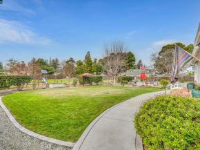 1579 Farm Bureau Rd, Concord CA 94519