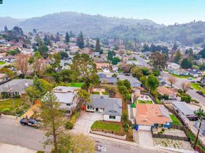 2412 Alamo St, Pinole CA 94564