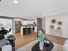 2412 Alamo St, Pinole CA 94564