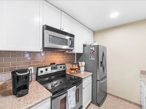 1085 Murrieta Blvd 124, Livermore CA 94550