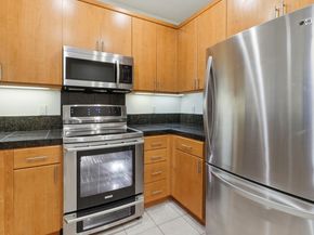 3090 Glascock Street 102, Oakland CA 94601