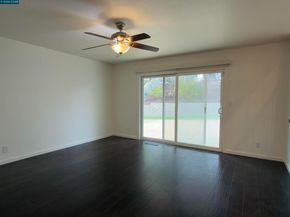 8240 Rhoda Ave, Dublin CA 94568