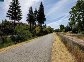 1713 Geary Rd, Walnut Creek CA 94597