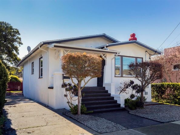 1524 Blake St, Berkeley CA 94703